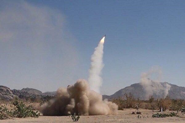 آسوشیتدپرس: خریدار بزرگ تسلیحات آمریکایی مقابل یمن ناتوان است