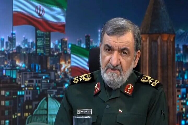 رضایی: هر اقدامی علیه ایران هزینه دارد؛ برای مرحله بعدی جنگ آماده‌ایم