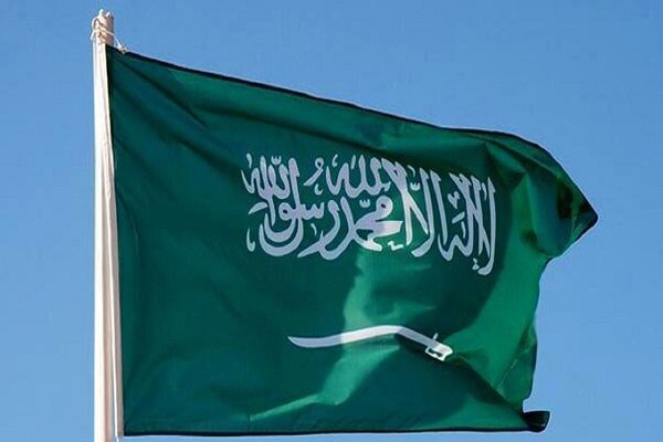 گزارش‌ها از فعال شدن آژیر هشدار در ریاض و انفجار در این شهر